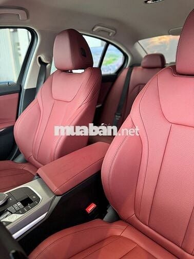 BMW 320i Sportline Sedan 2026 Trắng/nội thất Đỏ