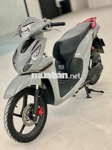 Honda Vision 2025 Xám Xi Măng Bánh Lớn Chính Chủ