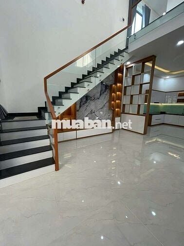 Nhà trệt gác 3 phòng ngủ sân ô tô
