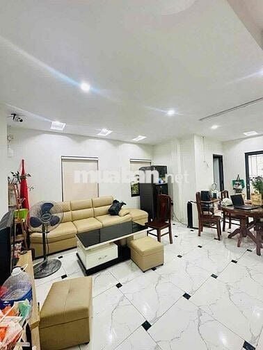 Ô tô đỗ cổng phố Nguyễn Đức Cảnh 40m2 x4T giá nhỉnh 7 tỷ sổ CC có TL b