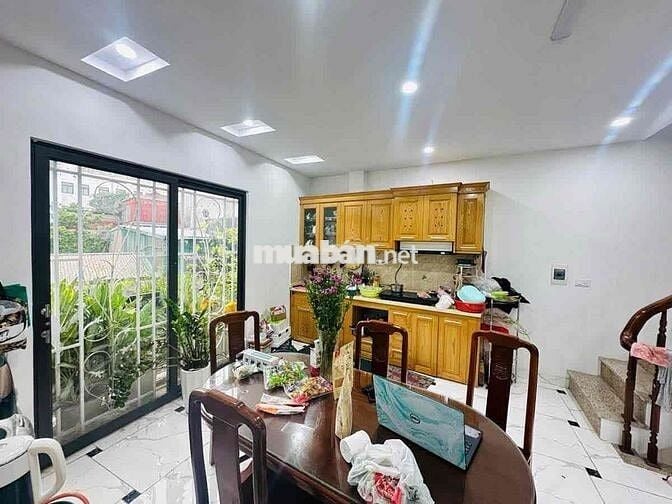 Ô tô đỗ cổng phố Nguyễn Đức Cảnh 40m2 x4T giá nhỉnh 7 tỷ sổ CC có TL b