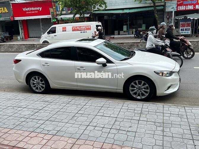 Mazda 6 2016 số tự động màu trắng