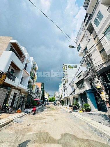 MẶT TIỀN BÙI ĐIỀN P5 QUẬN 8, DT 61M2 5 TẦNG, ĐƯỜNG 8M CÓ LỀ 3M