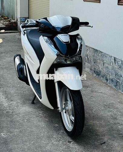 Honda SH 125i ABS cuoi 2024 ( có góp nợ xấu )
