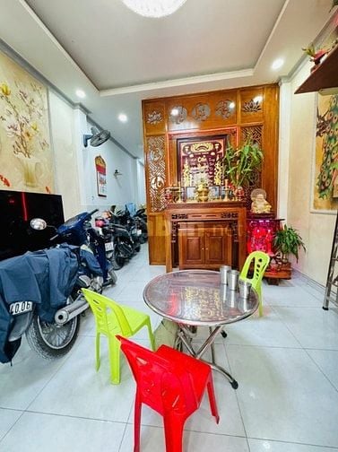MẶT TIỀN BÙI ĐIỀN P5 QUẬN 8, DT 61M2 5 TẦNG, ĐƯỜNG 8M CÓ LỀ 3M