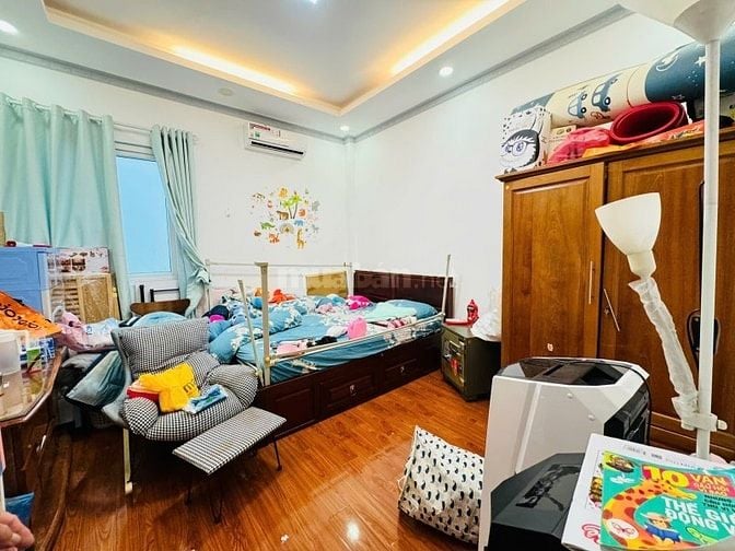 MẶT TIỀN BÙI ĐIỀN P5 QUẬN 8, DT 61M2 5 TẦNG, ĐƯỜNG 8M CÓ LỀ 3M