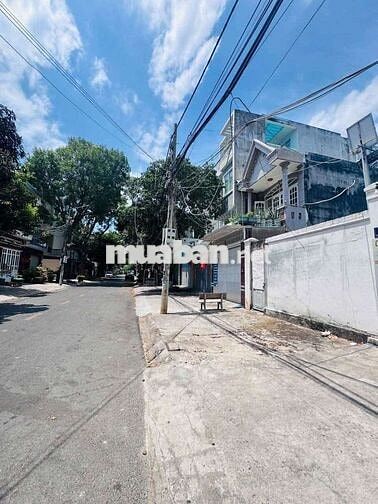 Bán lô đất mặt tiền đường Lương Văn Nho