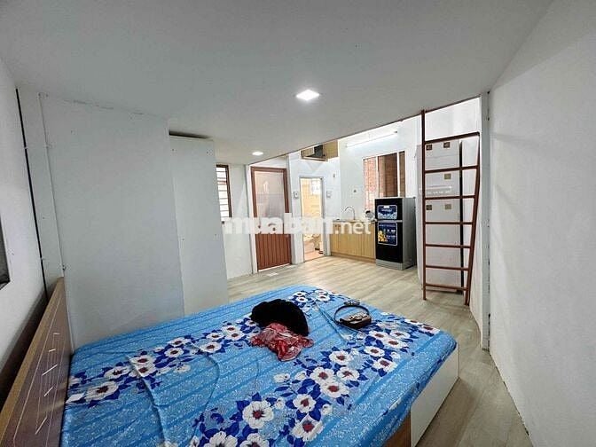 Phòng Có Gác, 28 m² , Full Nội Thất, Gần Landmark 81 – Chỉ 4,7 Triệu