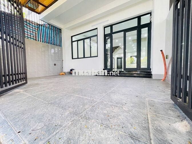 CHÍNH CHỦ CHO THUÊ CĂN LIỀN KỀ LÀM VĂN PHÒNG TẠI KHU D KĐT DƯƠNG NỘI