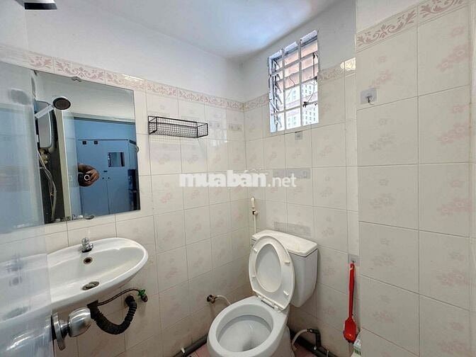 Phòng Có Gác, 28 m² , Full Nội Thất, Gần Landmark 81 – Chỉ 4,7 Triệu