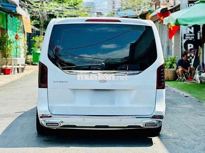 Mercedes V250 Dcar president Body Maybach