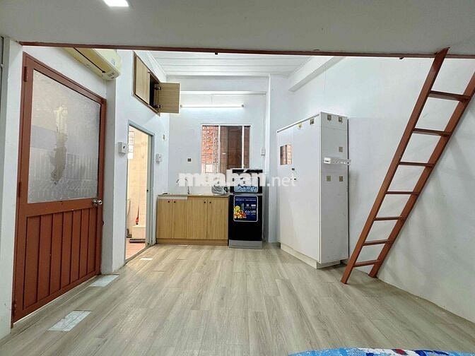 Phòng Có Gác, 28 m² , Full Nội Thất, Gần Landmark 81 – Chỉ 4,7 Triệu