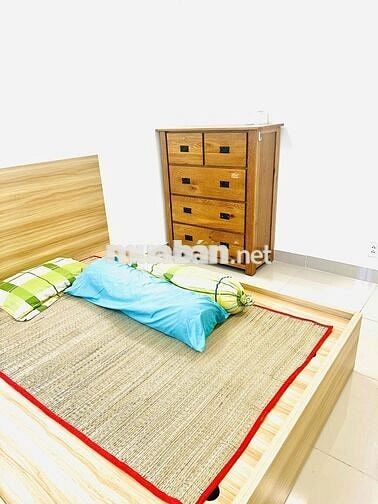Căn hộ chung cư 2 PN ngay trung tâm Bình Thạnh