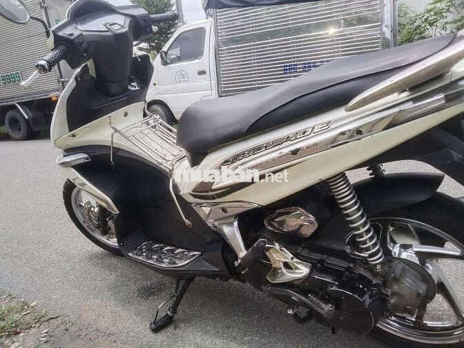 Honda Air Blade Trắng máy bao ngon