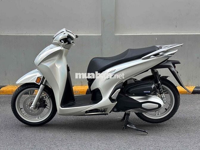 Honda SH 350i 2023 Trắng 5000km siêu cọp