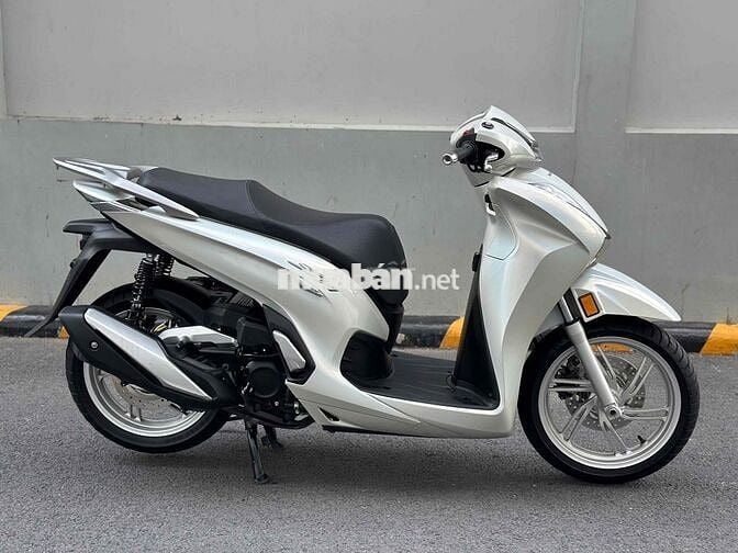 Honda SH 350i 2023 Trắng 5000km siêu cọp