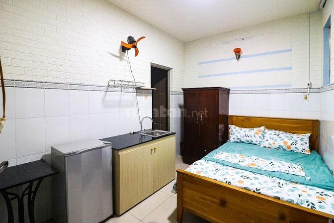 Cho thuê phòng MT đường số 10, KDC Trung Sơn, BC, đ/d Sài Gòn Mia, 3tr