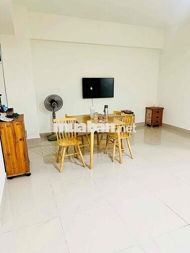 Căn hộ chung cư 2 PN ngay trung tâm Bình Thạnh