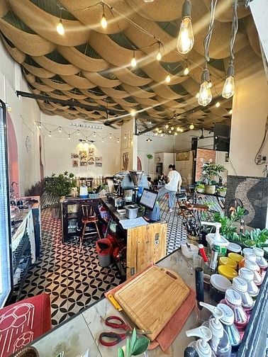 Sang lại quán cà phê mặt tiền đường Mã Lò, Bình Trị Đông, Bình Tân 