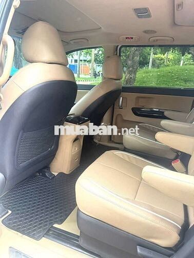 Kia Sedona 2018 Dầu Trắng 7 chỗ