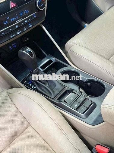 Hyundai Tucson 2018 2.0 ATH Xăng đặc biệt