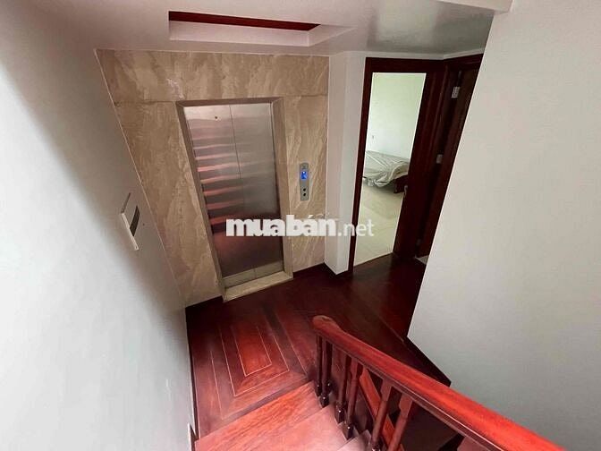cho thuê liền kề 90m2 x 5 tầng thang máy full đồ
