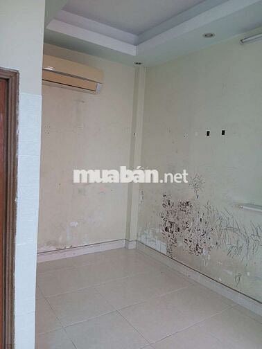 Cho thuê phòng nhà có ban công tại Bình Thạnh
