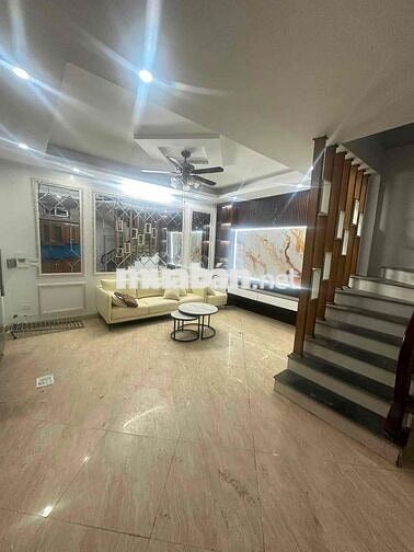 Nhà mới dân xây phố Trần Khát Chân 37m2 x5T giá nhỉnh 6 tỷ sổ CC 2 tho