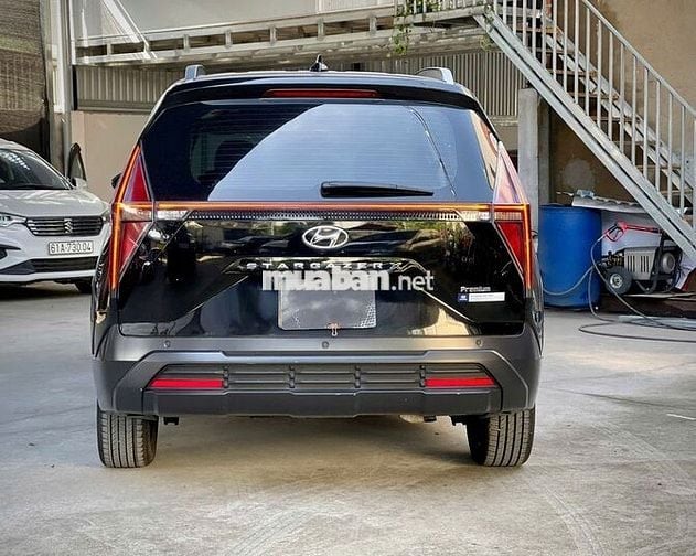 Hyundai Stargazer X Premium 2024 7 chỗ Đen