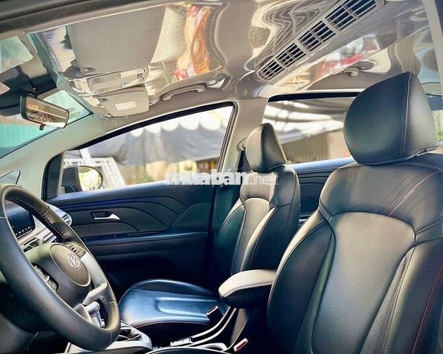 Hyundai Stargazer X Premium 2024 7 chỗ Đen