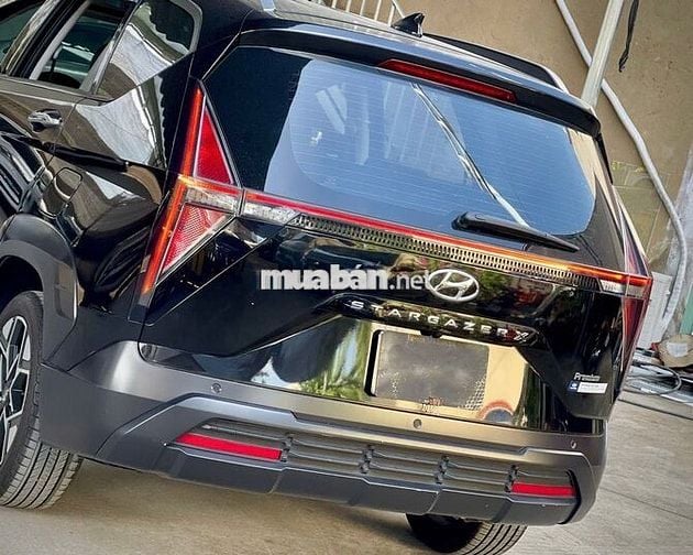 Hyundai Stargazer X Premium 2024 7 chỗ Đen