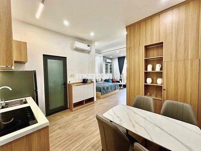 STUDIO BAN CÔNG CAO CẤP TRUNG TÂM QUẬN 10 - NGAY KẾ BÊN VẠN HẠNH MALL