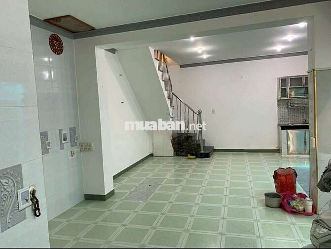 Nhà-NC-3PN-2WC-Gia-12Tr-TL-Hoang Hoa Thám-P13- Q.Tân Bình 