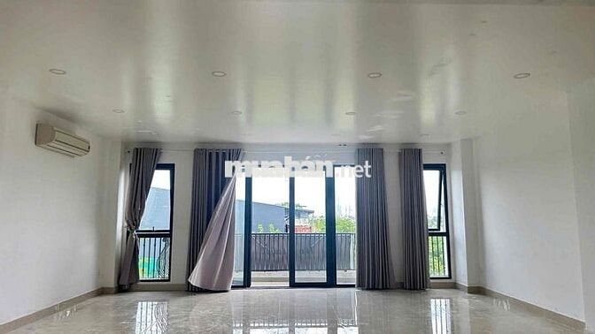 Cho thuê văn phòng kđt Vạn Phúc 13,5 triệu