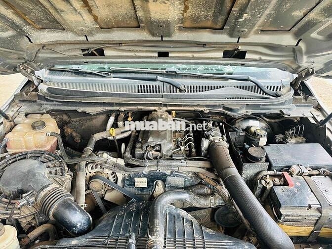Ford Ranger XLS 2016 Bạc 5 chỗ
