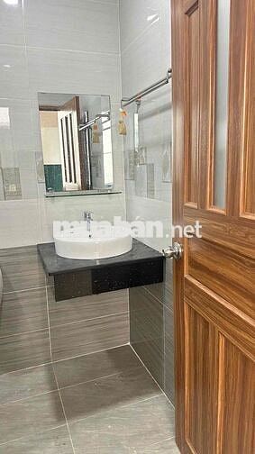 Cho thuê văn phòng kđt Vạn Phúc 13,5 triệu