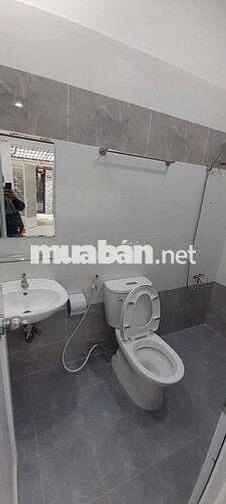 CHO THUÊ NNC HẺM XE TẢI GẦN LÊ VĂN SỸ-BỜ KÈ HOÀNG SA GIÁP QUẬN 1,3,5