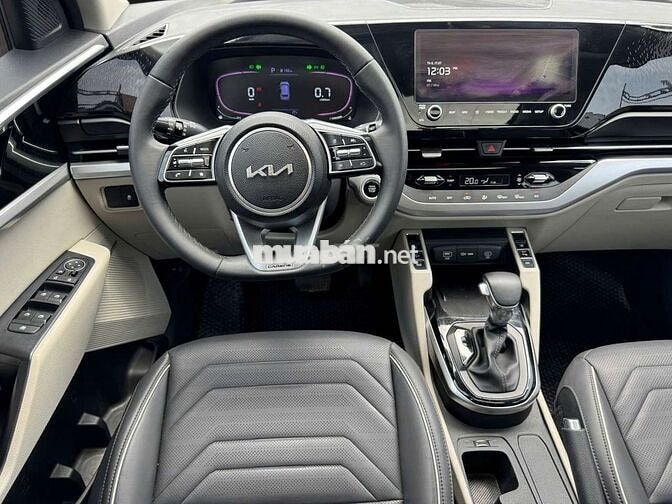 Kia Carens 2023 Signature 1.4L Turbo,màu trắng,7v9