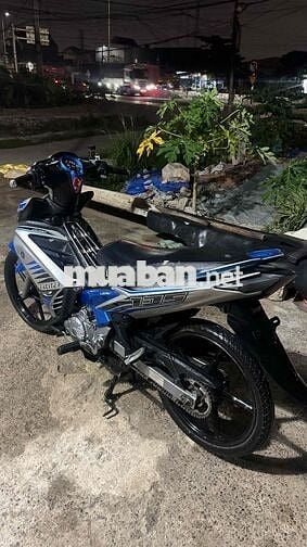 Yamaha Exciter 135cc Côn tự động Bạc, Xanh Zin êm