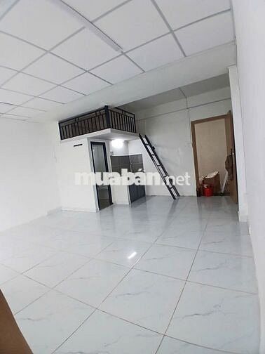 Cho thuê phòng trọ 33 m2 tại góc Phan Đăng Lưu, Nơ Trang Long