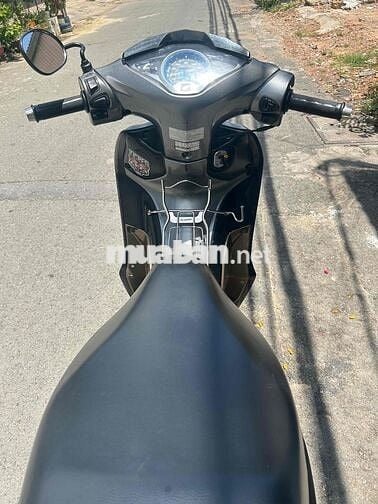 Honda Future phun xăng điện tử. biển số thành phố