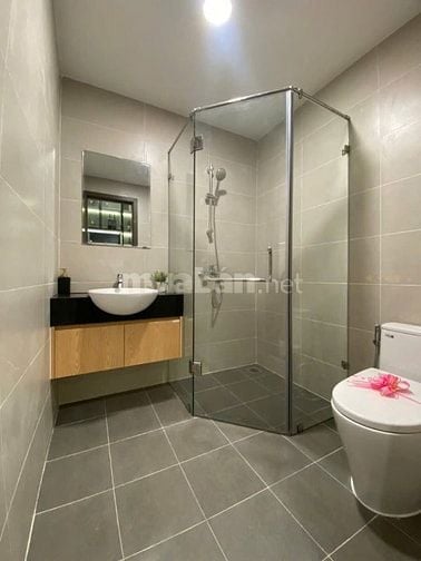 2tỷ2 căn Hồng Hà 53m2 vay 70% Sổ Hồng 2Pn+2Wc, ở liền full Nội thất