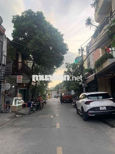 Đối diện Celadon City, DT 4x20, 2PN, đường nhựa 8m, 10tr/tháng