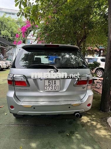 Toyota Fortuner 2009 2 cầu Bạc 138.000 km