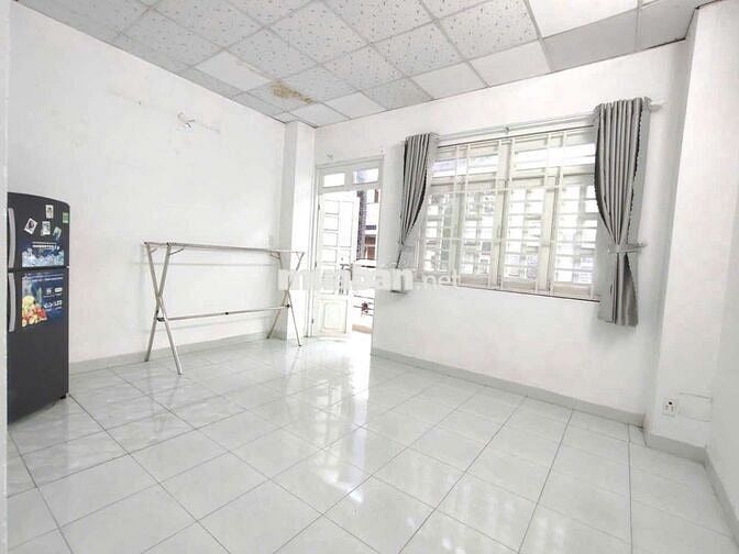 NHÀ SÂN RỘNG- VÕ VĂN NGÂN, ĐỐI DIỆN SPKT