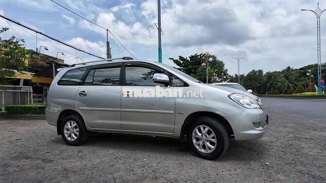 Toyota Innova G 2006 Bạc 7 chỗ