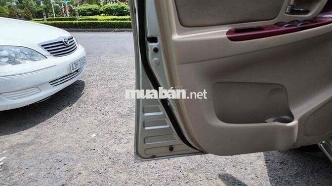 Toyota Innova G 2006 Bạc 7 chỗ