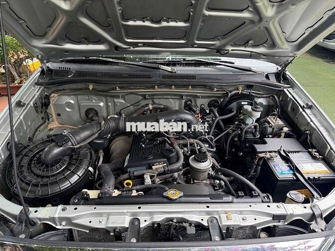 Toyota Fortuner 2009 2 cầu Bạc 138.000 km