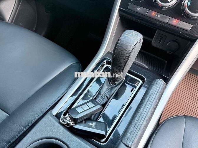 Mitsubishi Xpander 5/2021 tự động ngay chủ ký giây