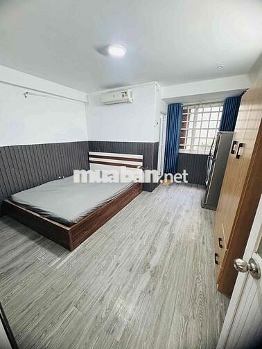 Phòng trọ giá rẻ lầu trệt, 20m2, cửa sổ thoáng mát, sát ĐHCN,BV175,